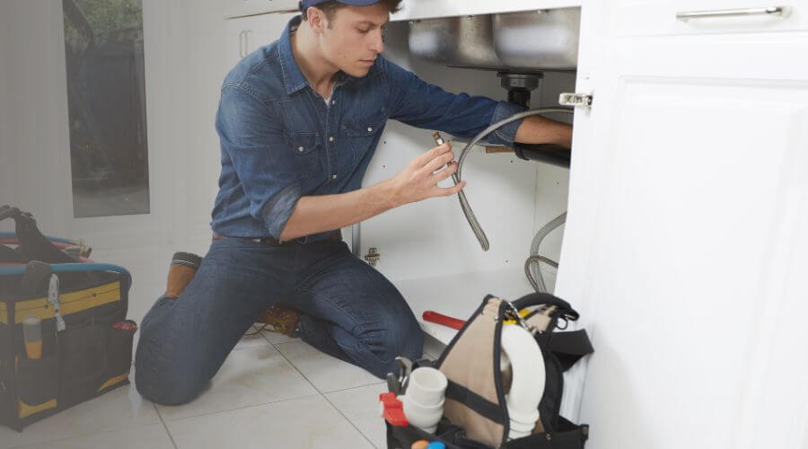 Professional sink repair in Senatobia, MS